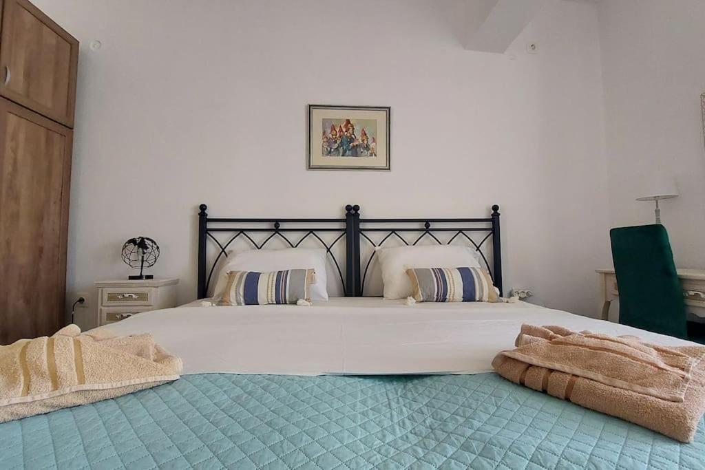 Old Port View Apartment, Διαμέρισμα Στο Κέντρο 2 Υπνοδωματίων Corfu  Exteriér fotografie