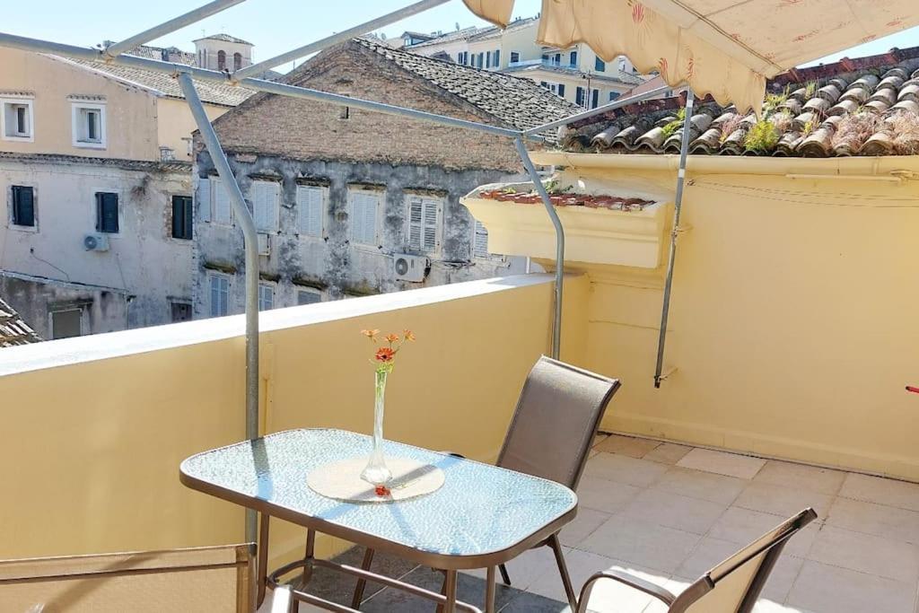 Old Port View Apartment, Διαμέρισμα Στο Κέντρο 2 Υπνοδωματίων Corfu  Exteriér fotografie